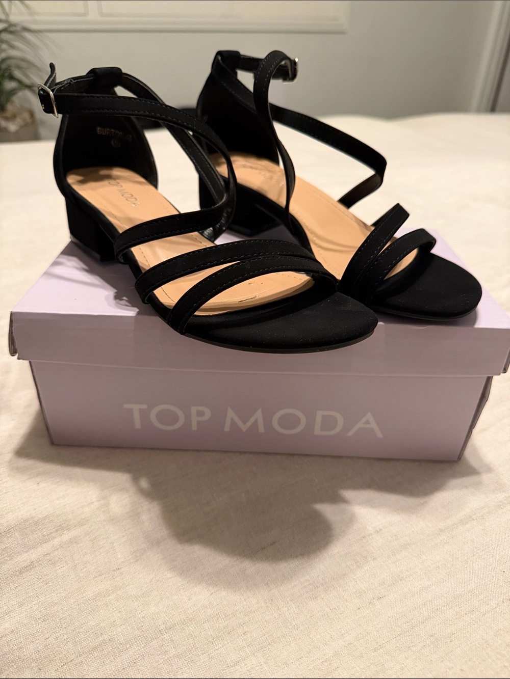 TOP Moda Black Strappy Low Block Heel Sandals